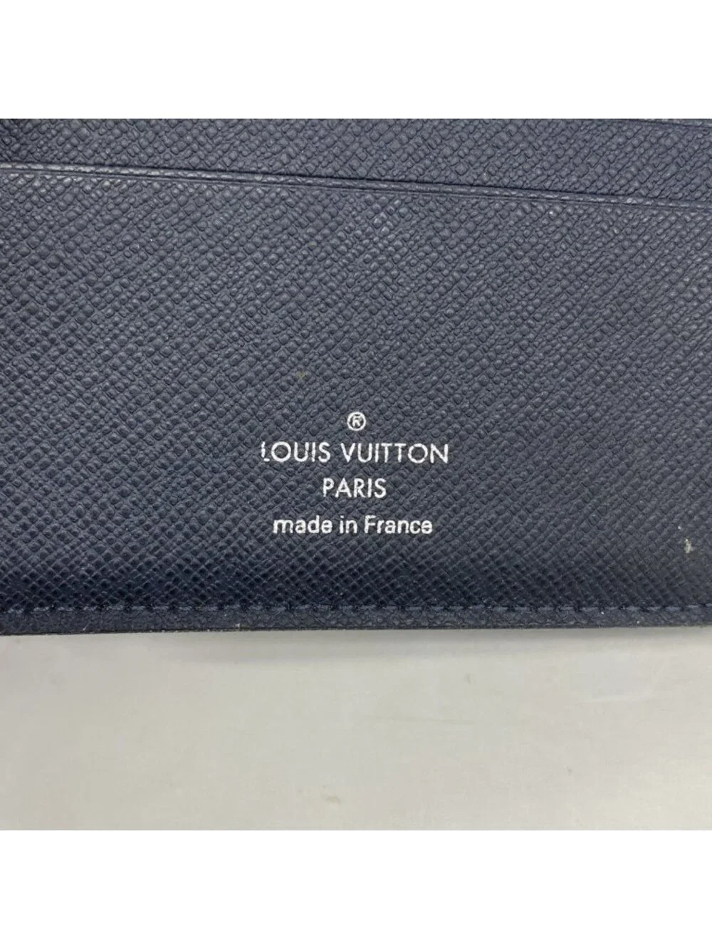 Louis Vuitton Wallet Taiga Portefeuille Multiple Boreal
